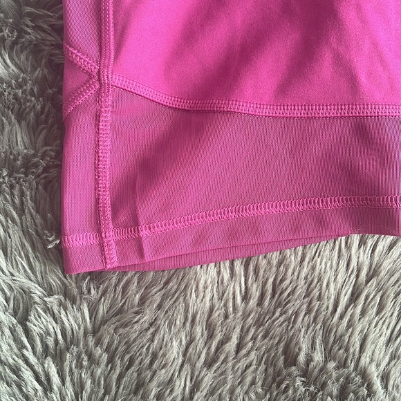 Biker shorts high waisted  with pockets size small NWOT - Picture 3 of 5